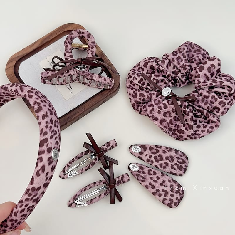 Korean Pink Leopard Leather Bow Hair Clip, Premium Claw Clip for Women