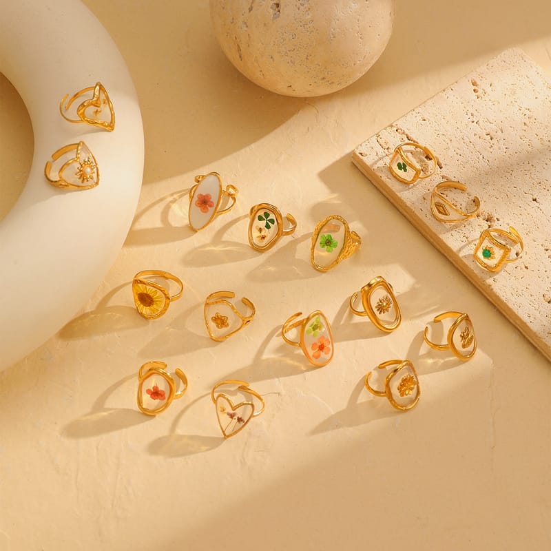 European Immortal Flower Resin Stainless Steel Ring
