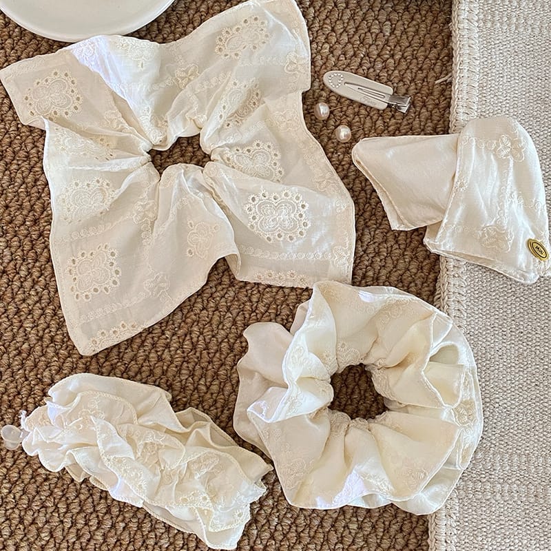 French Beige Lace Embroidered Flower Scrunchie, Elastic Silk Scrunchies, Cute Soft Ponytail Holder Bands for Girls