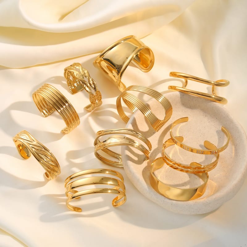 18K Gold Plated French Elegant Open Stainless Steel Bangle