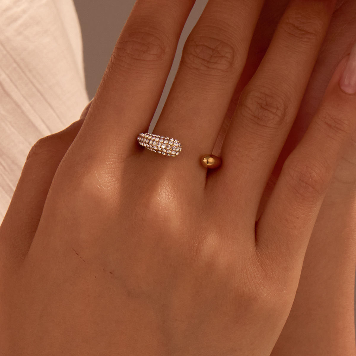 French Vintage White Diamond Inlaid Stainless Steel Open Ring