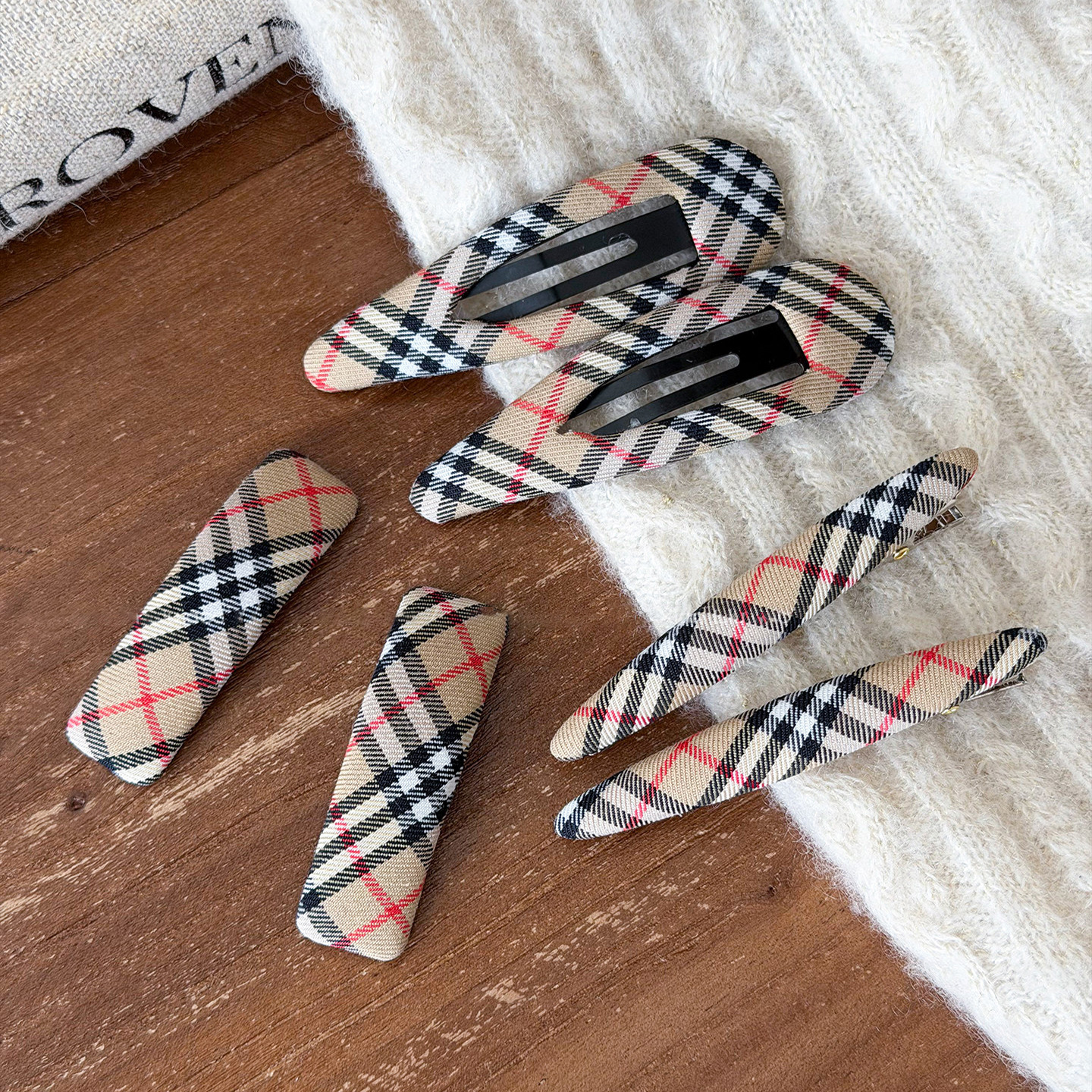 Korean Khaki Plaid Hair Clip, Retro Side Fringe Hair Pin